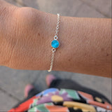 braçalet de la col·lecció amulet amb una turquesa natural, del mes de desembre