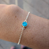 braçalet de la col·lecció amulet amb una turquesa natural, del mes de desembre